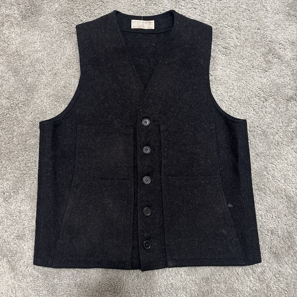 Filson Mackinaw Wool Vest Mens Medium Charcoal Grey Black USA Button